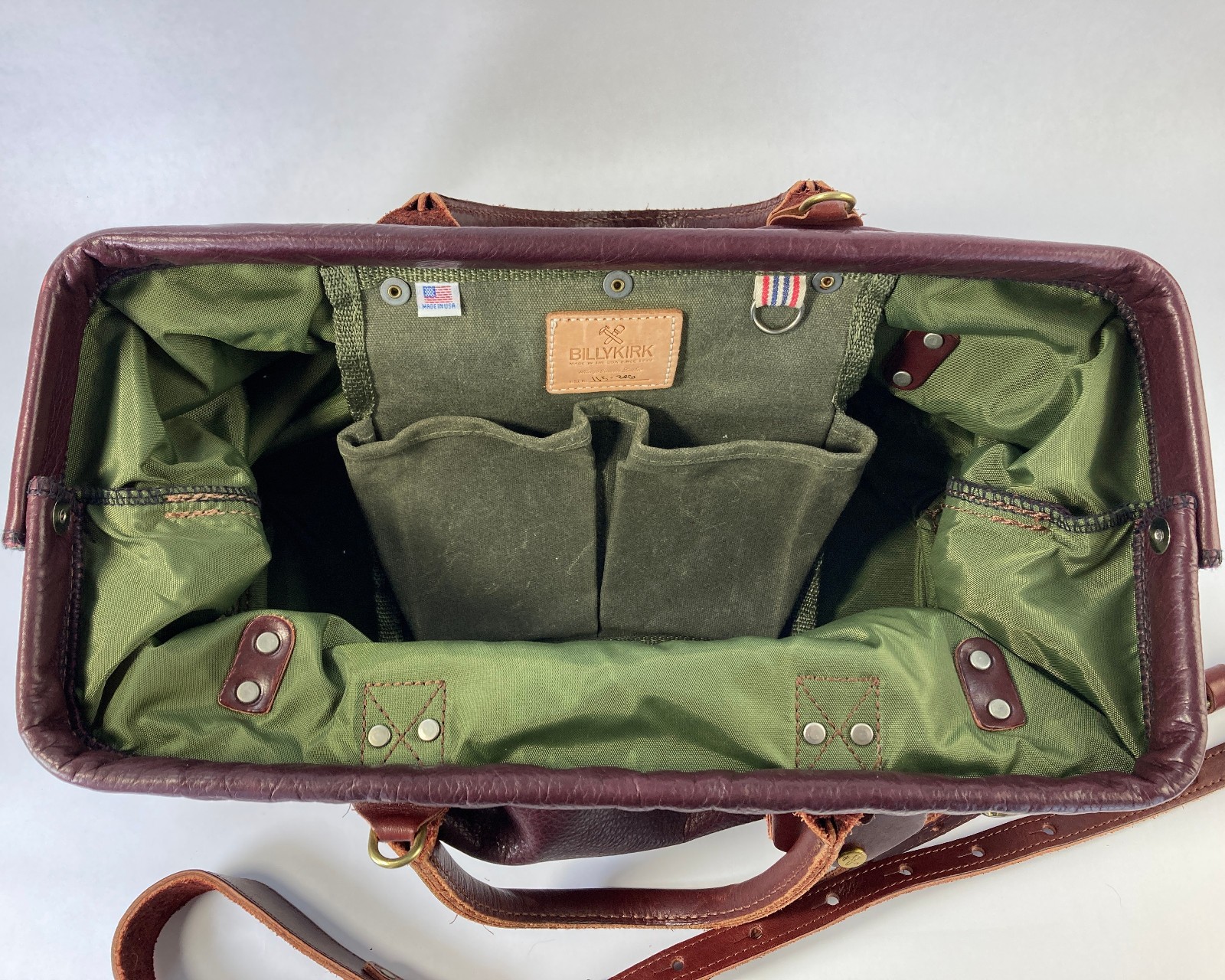 Billykirk No 165 Medium burgundy leather carryall weekender overnight duffle bag