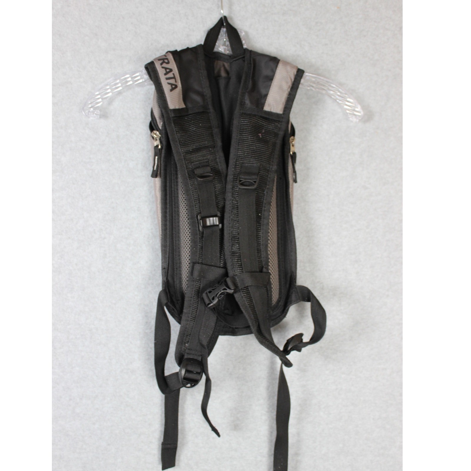 Cabela’s Peak Hydro Bag No Bladder Camelback Hydration Backpack