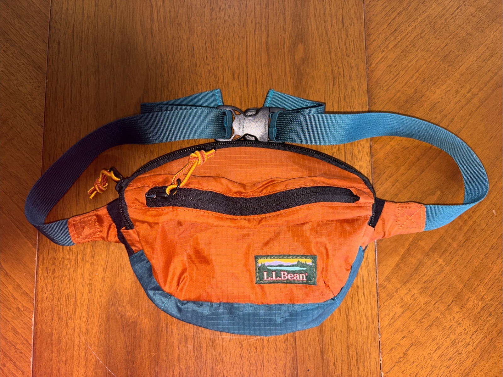 LLBEAN L.L.BEAN Stowaway Hip Pack Shoulder Bag Body Multi Color 502956 TK Unused