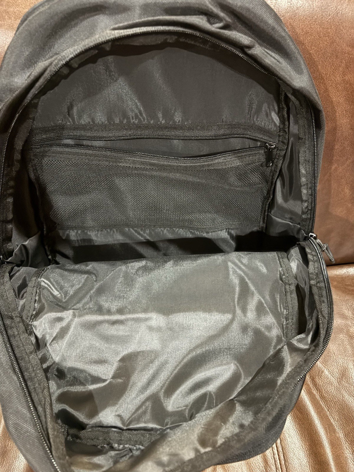 Hurley Rider Backpack Black Large NWT Laptop Compartment Front Zips Adjustable