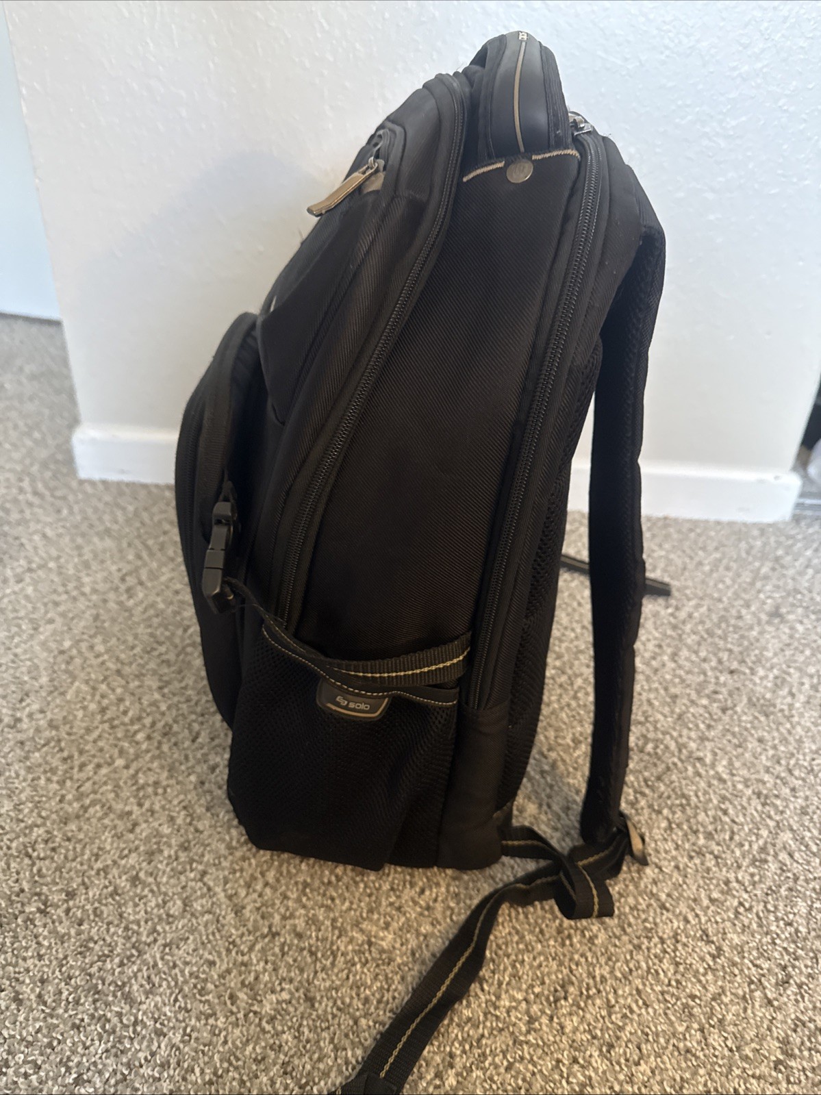 Solo New York Arc Pro Backpack In Black 17.3 Inches