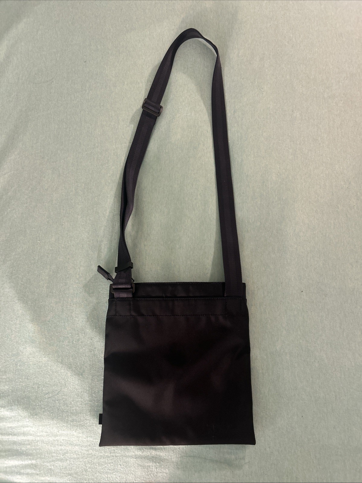 NEW BOSS ENVELOPE BAG CIRCULAR LOGO DARK BLUE CROSSBODY UNISEX 9.8” x 9.25”