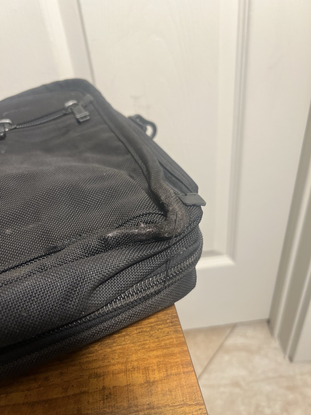 Tumi Black Business Bag Professional Laptop Briefcase No Shoulder Strap