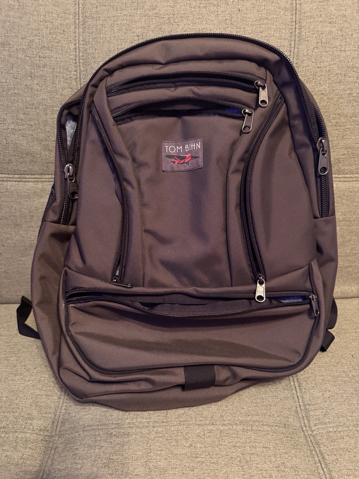 TOM BIHN Synapse 25 Everyday Backpack Multi-pocket Design Brown/light Blue