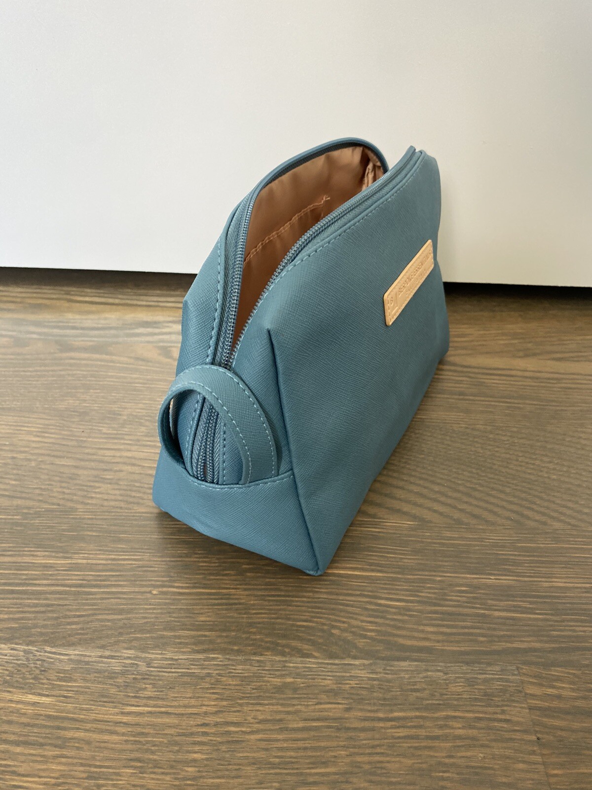 Bespoke Essentials Toiletry Makeup Bag Travel Cosmetic Case Blue Cream Medium