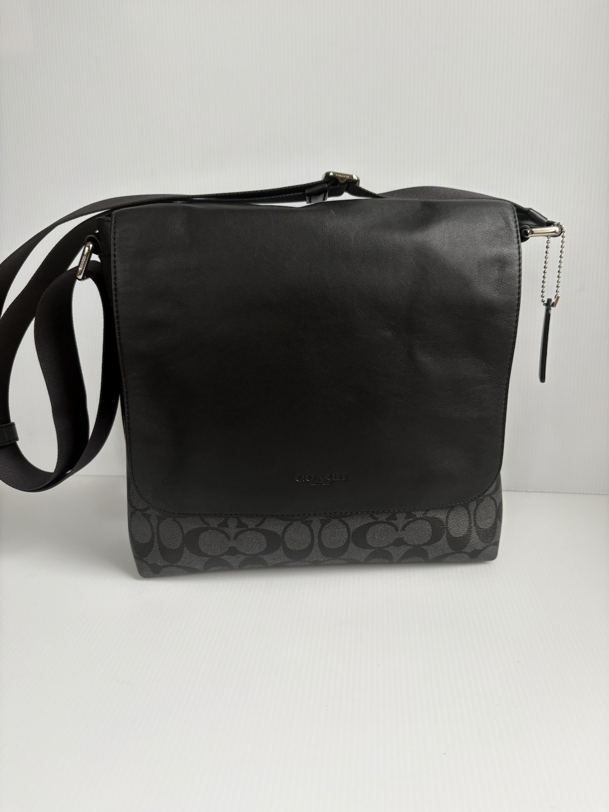 Coach F54771 Charles Small Messenger Bag Charcoal/Black EUC