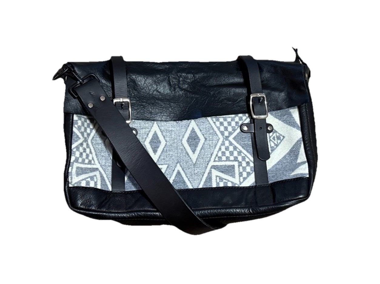 Mens Large Leather & Wool Messenger Bag Crossbody Briefcase Travel Gray Black