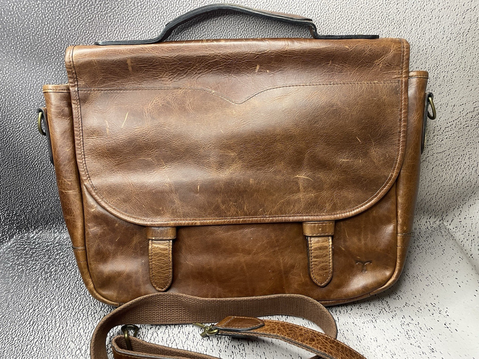 New TECOVAS Men Bartlett Messenger Cognac Brown Bovine Broken Carabiner