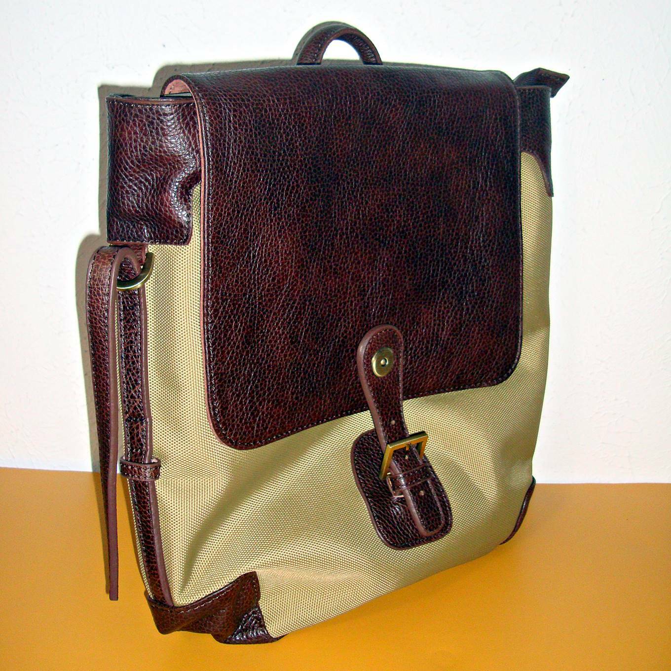【NEW】AMERILEATHER BROWN TWO-TONE UNISEX BACKPACK (#1520-2) – CASUAL DAYPACKS