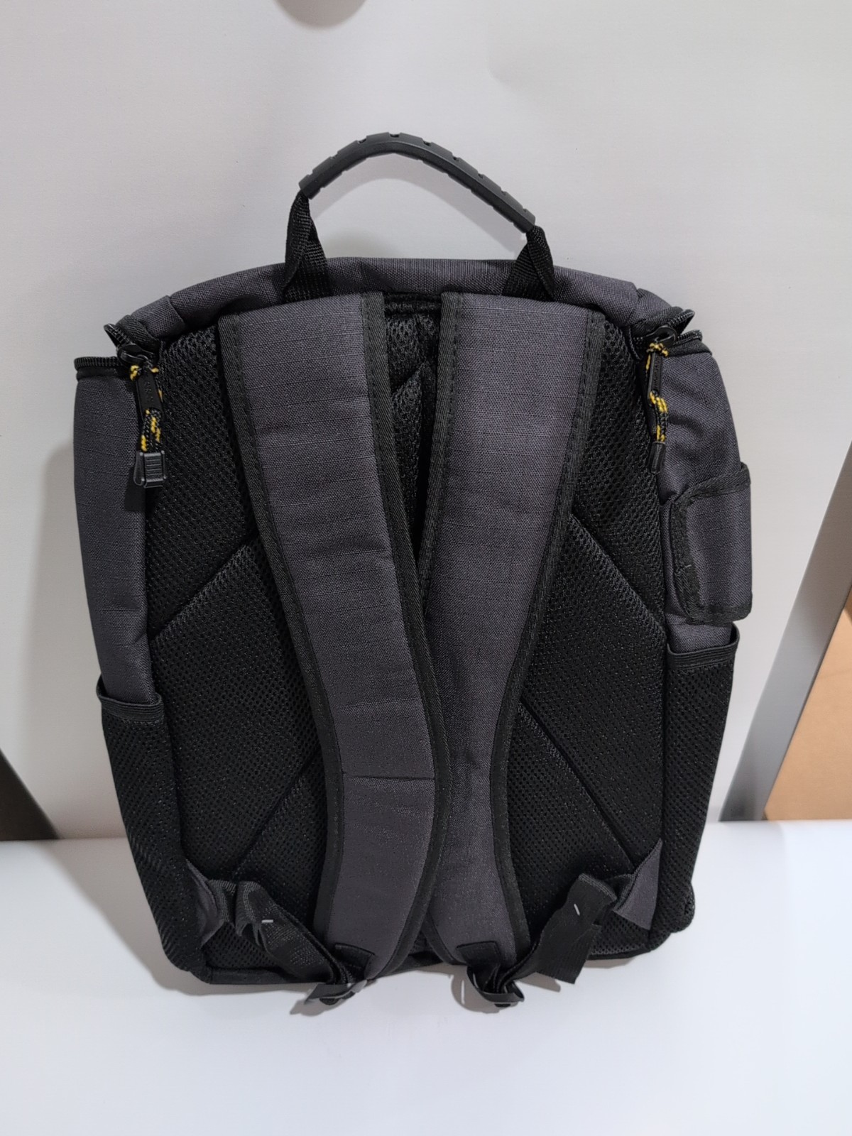 Eastsport Unisex PRINCE TOP LOADER Backpack Padded Tech & Bottle Pocket NEW