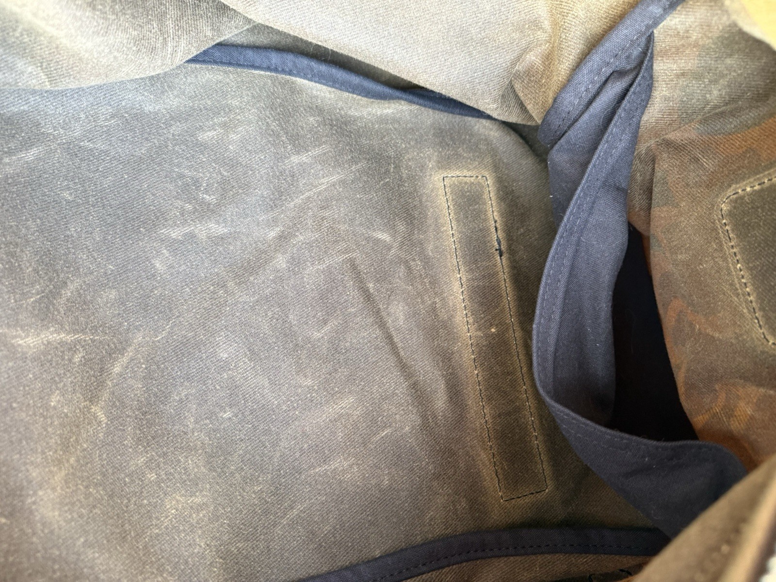 Filson Waxed Rugged Twill Medium Duffle Bag Shrub Camo Canvas Made USA