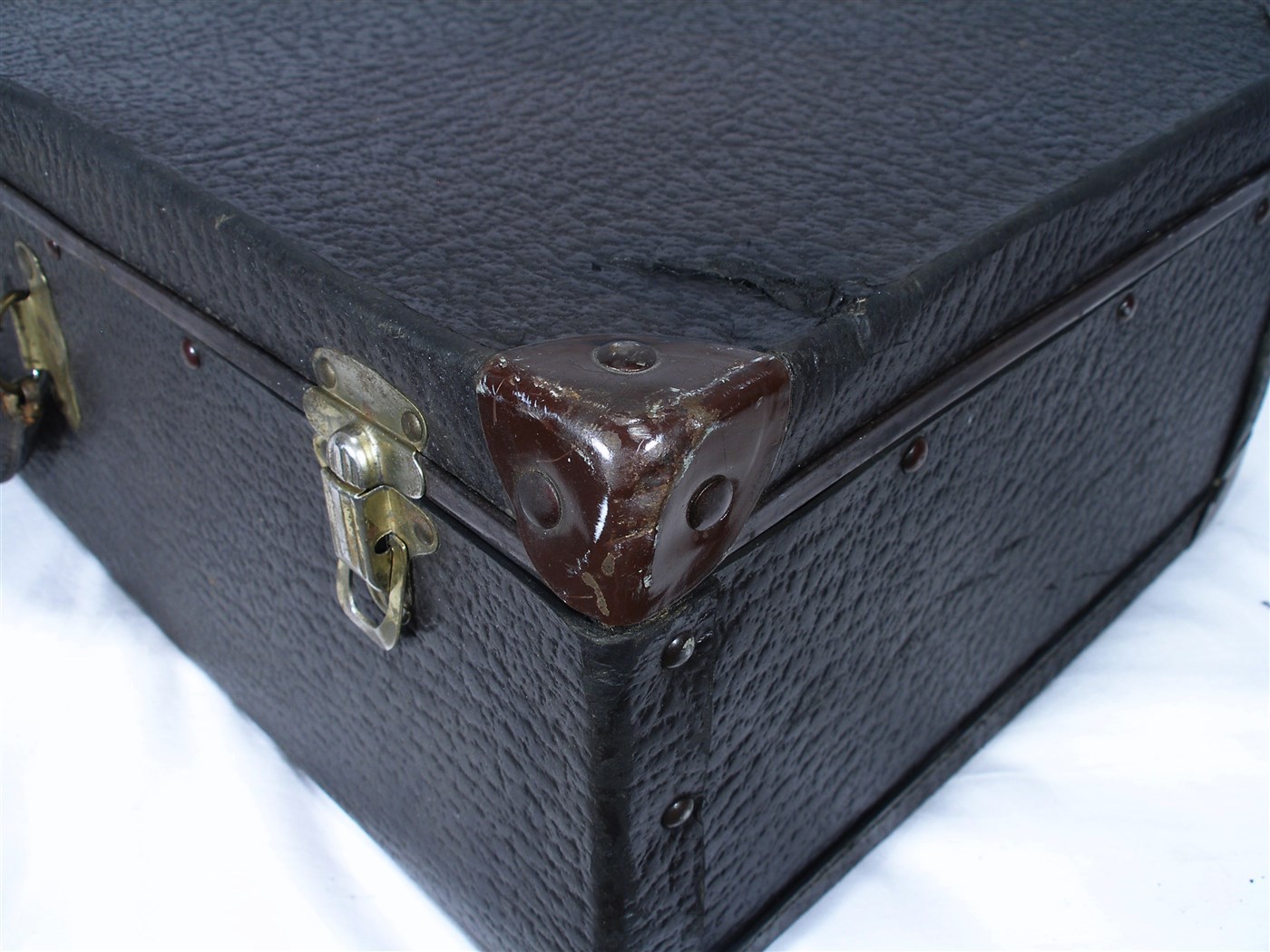 VINTAGE BLACK LEATHERETTE EVER STAR MAD MEN LARGE BRIEFCASE MOVIE PROP SUIT CASE