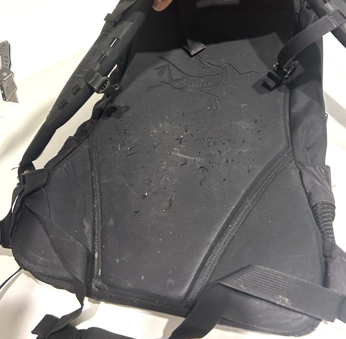 🔥 RARE Arcteryx CONCEPTS Backpack ARRO 22 Bag Hiking WATERPROOF 💥