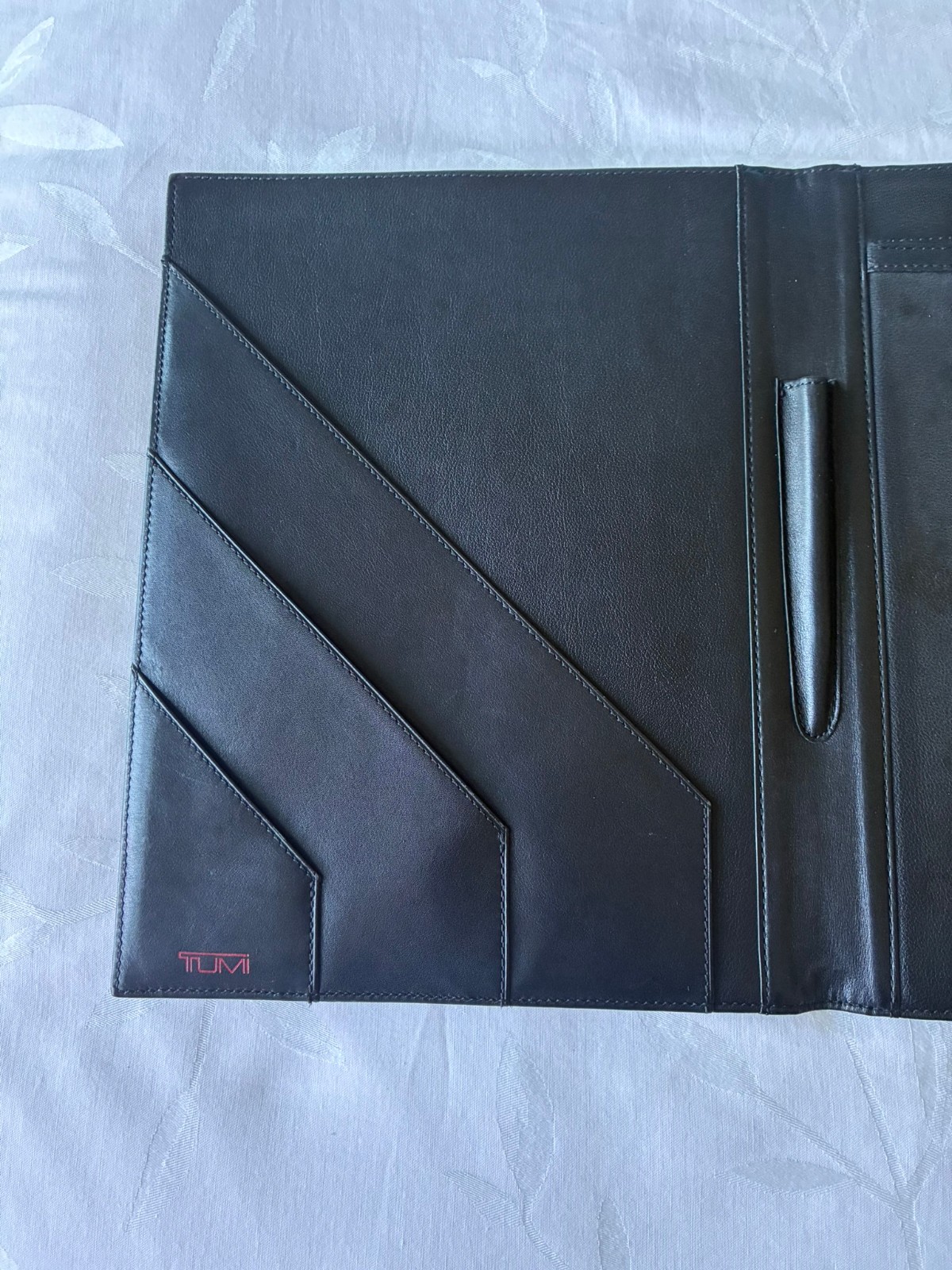 TUMI All Leather Portfolio Notepad Business Premium Black
