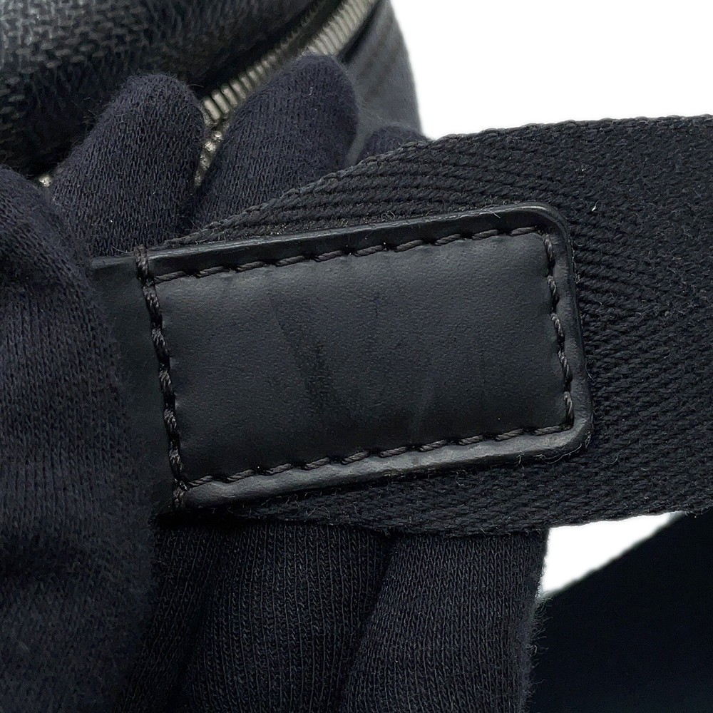 LOUIS VUITTON Dayton Size MM Damier Graphite Noir N41409
