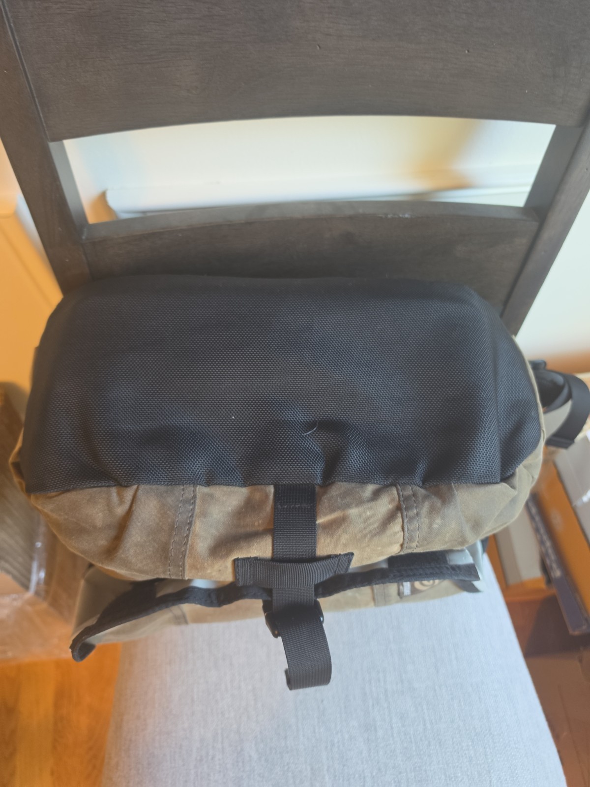 Timbuk2 Tan and Brown Convertible Waxed Canvas Backpack Messenger Briefcase Bag