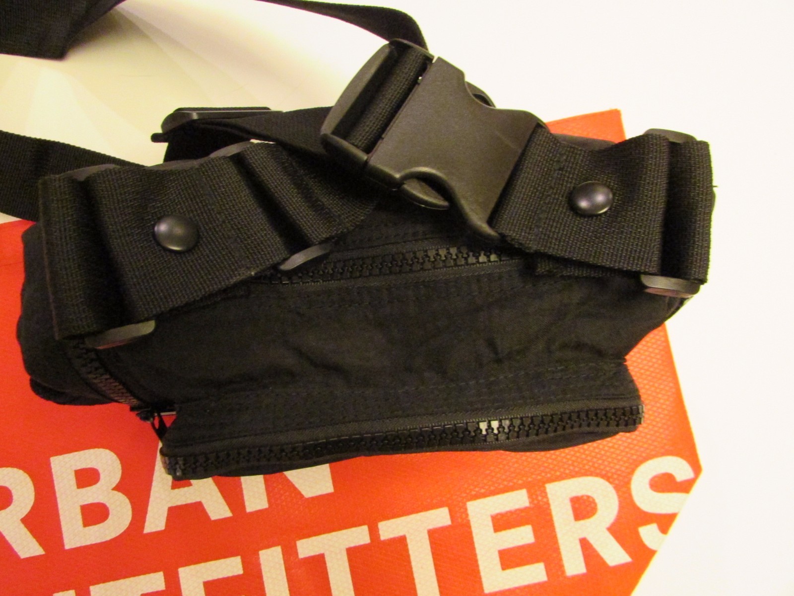 NWT Authentic Kyle Crossbody Bag – Urban Outfitters / Black