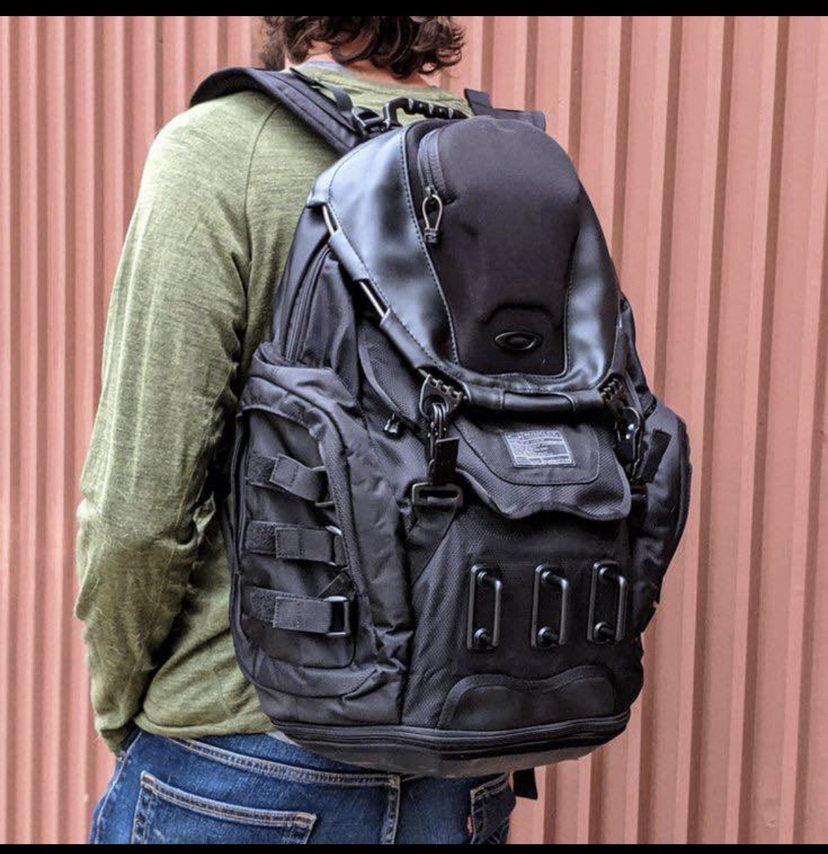 Oakley Men’s Kitchen Sink Backpack One Size – Stealthblack