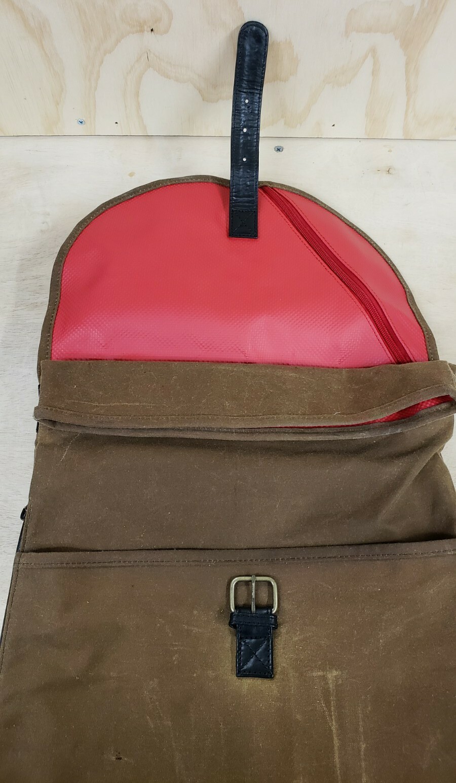 Token Bergen Waxed Backpack Medium Field Tan TK-290 WX FTAN