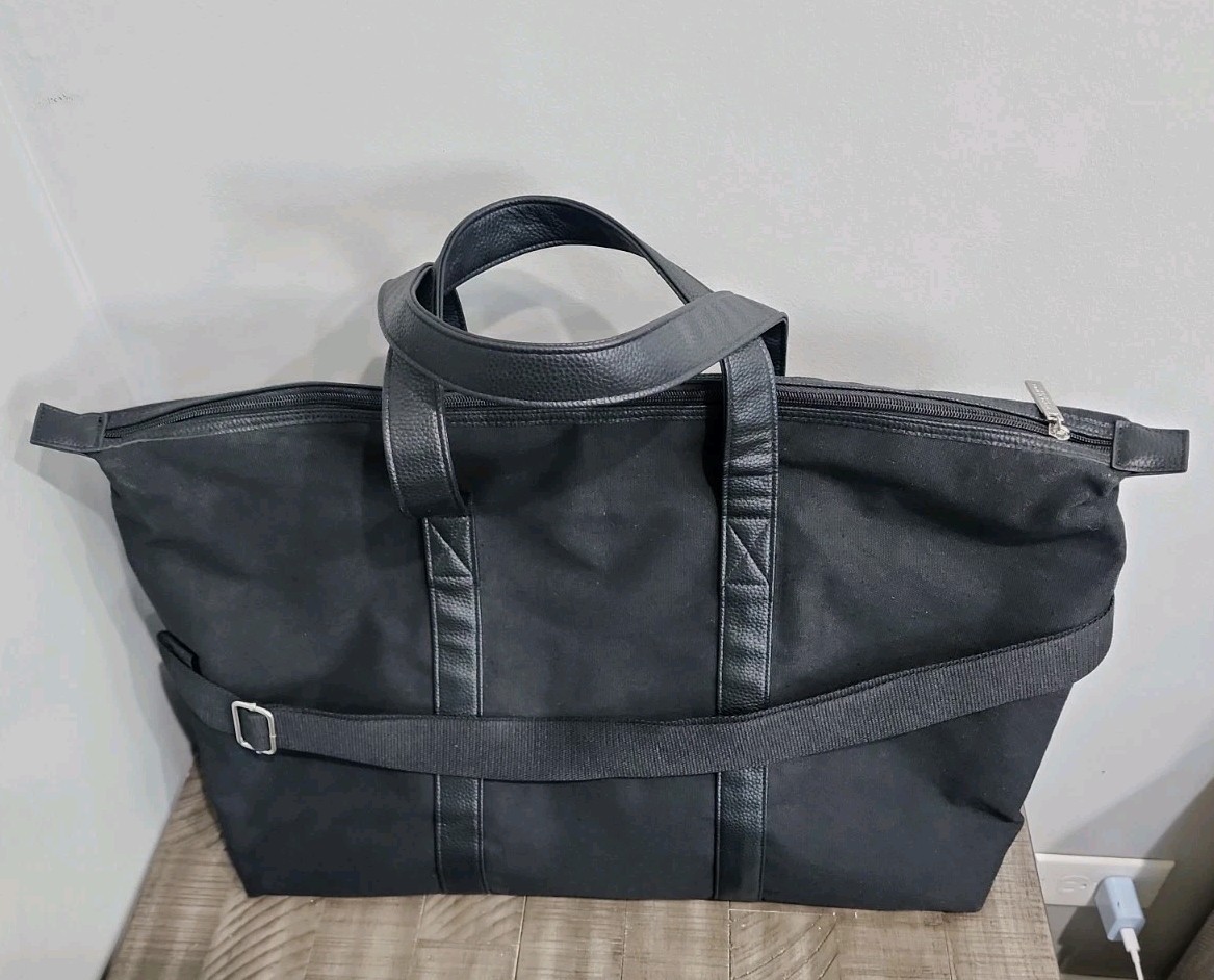 Ralph Lauren Black Duffle Bag • Silver Polo Horse Logo Gym • Travel • Work NWT