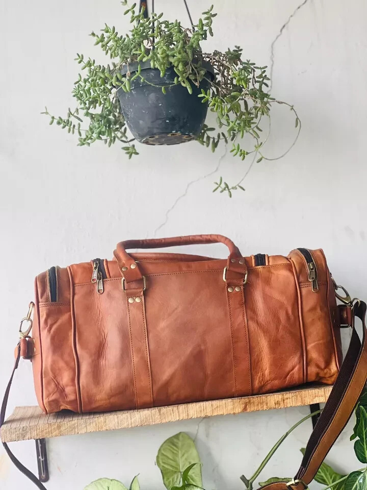 Handmade Oil Finished Leather Duffel bag Travel For Men And Women