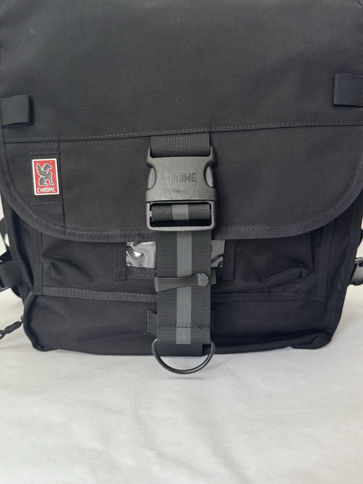 CHROME Warsaw MD 25L Backpack Professional Messenger Water Resistant Bag EUC