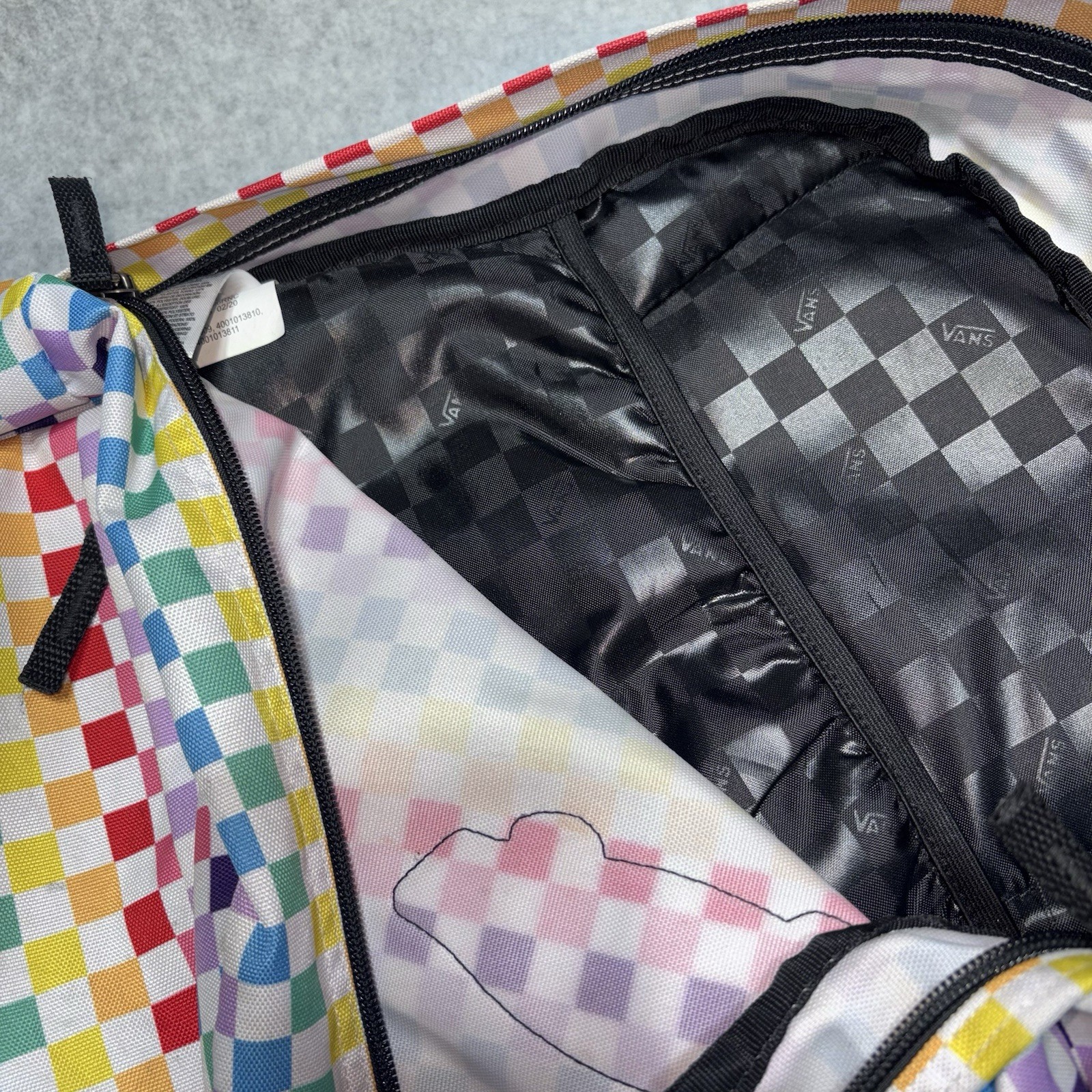 VANS off The Wall Rainbow Checkerboard Backpack Casual School Outdoors See Photo