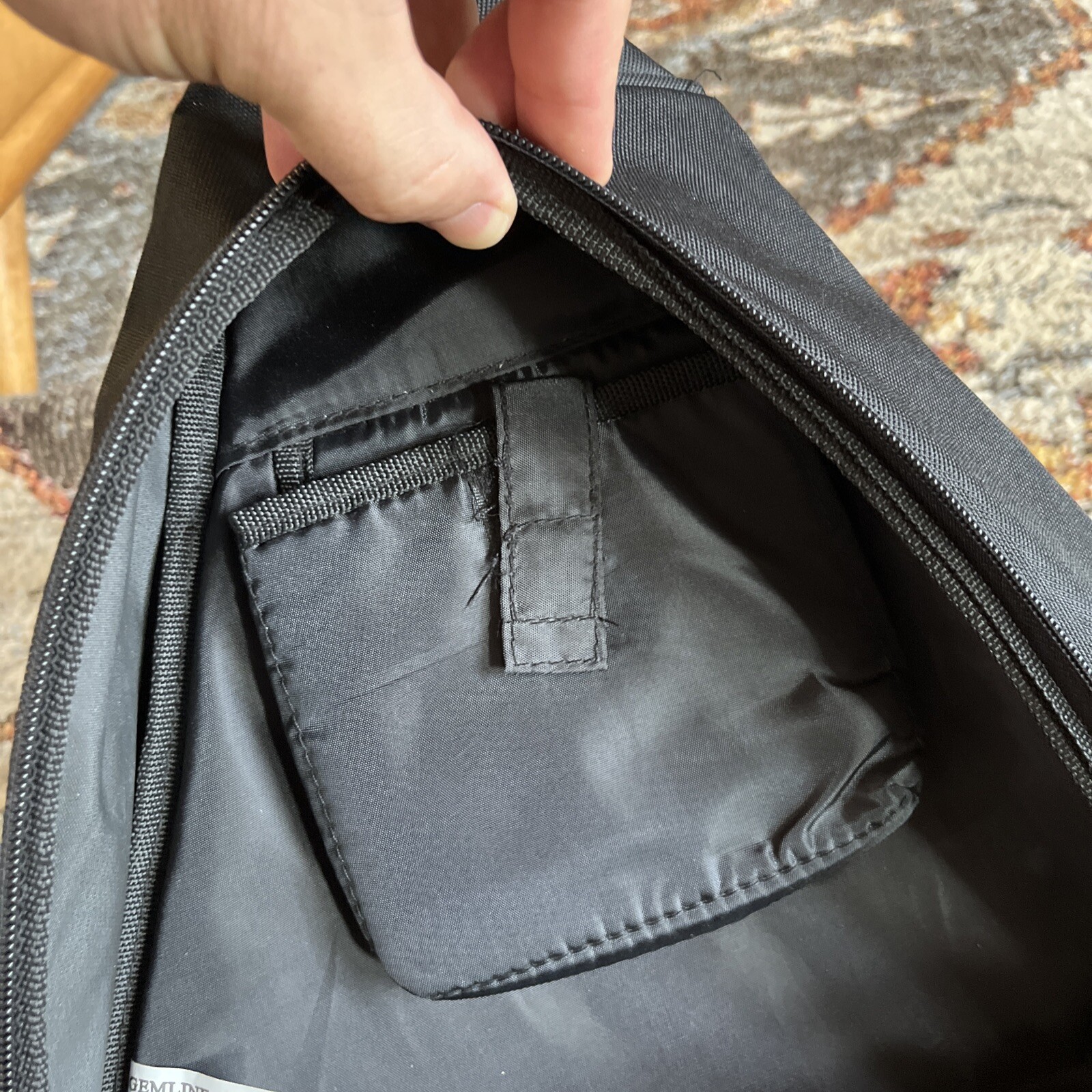Champion Crossbody Bag Shoulder Bag Messenger Bag Sling Tote Black Left/Right