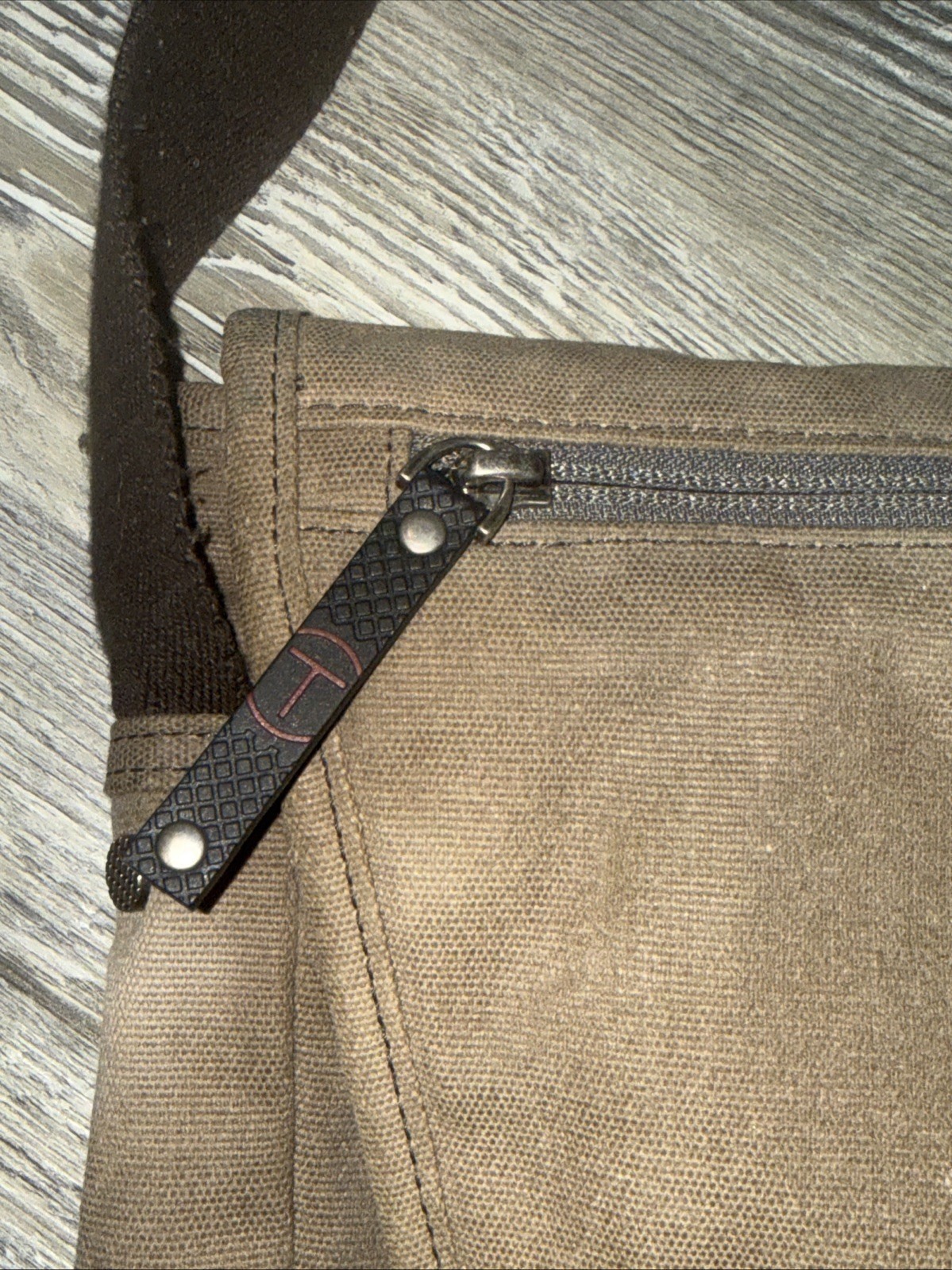 Tumi T-Tech Essential Gear Brown Waxed Cavas Crossbody used GC