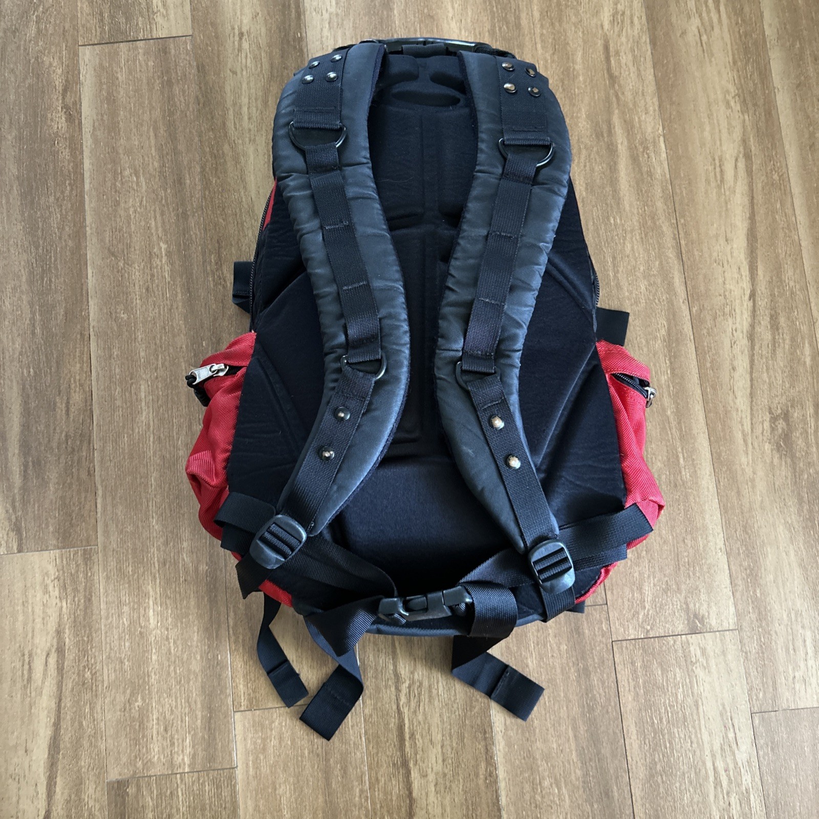 Vintage Oakley Icon Black/Red Backpack
