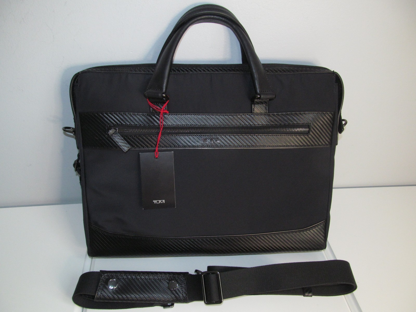 TUMI Eastshore Executive Black Nylon-Leather 14″ Laptop Sleeve Brief Carbon, NWT