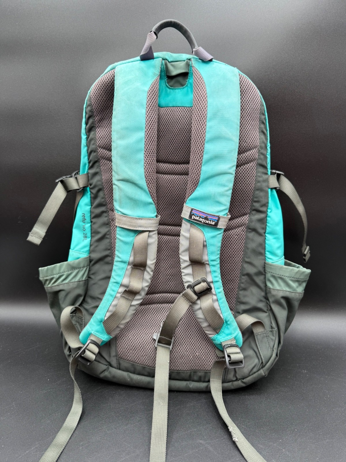 Patagonia Refugio Pack 28L Backpack Hiking Daypack Nylon Outdoor Durable Pack