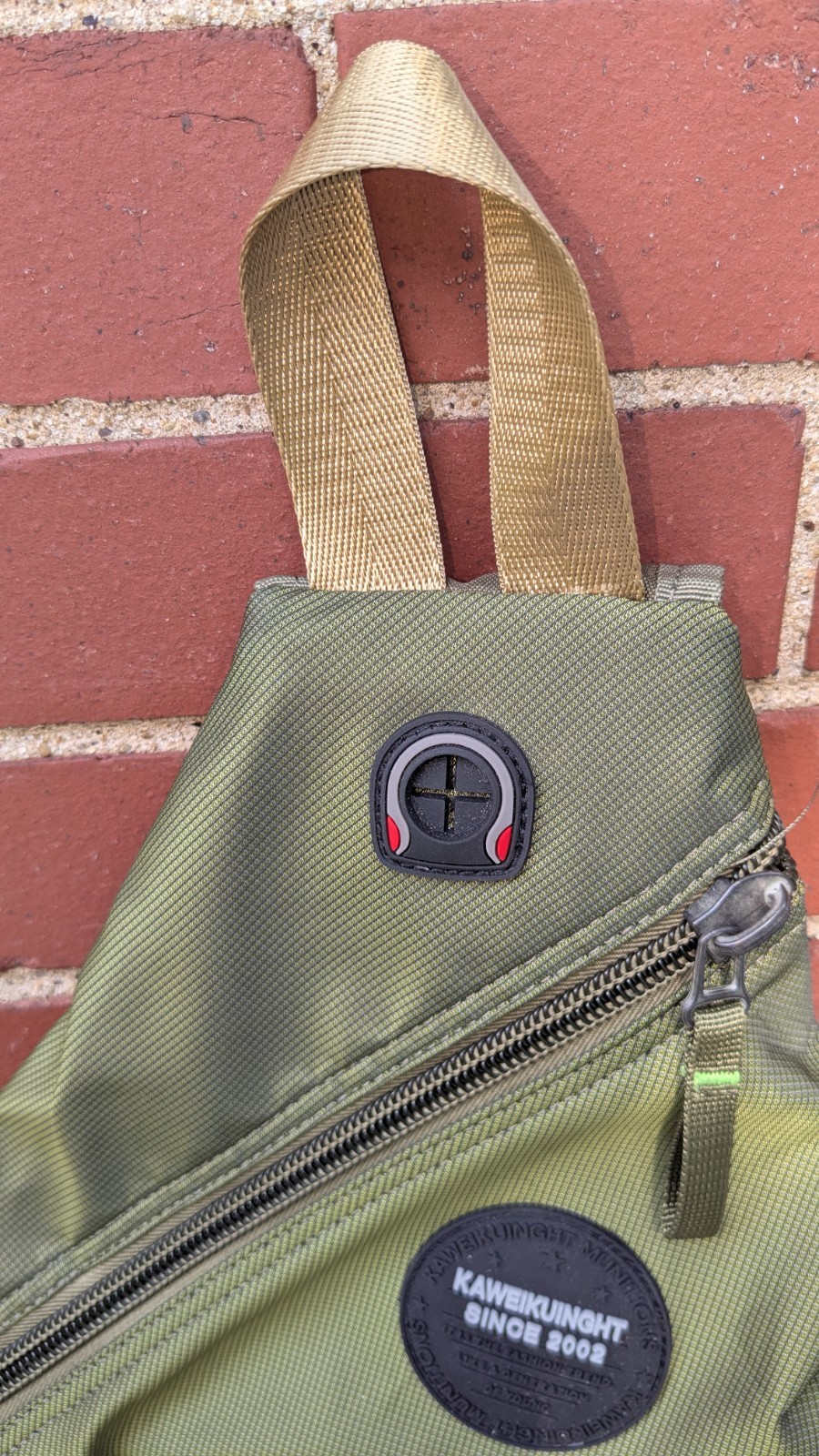 Kawei Knight Sling Pack Cross Body Travel Olive Green Multi Pocket Water Bottle