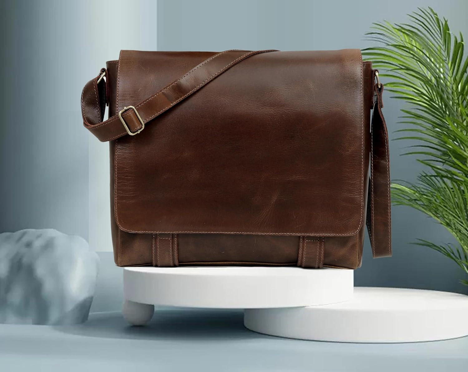 Leather Messenger Bag for Men and Women – Laptop Briefcase Bag for College – Bes