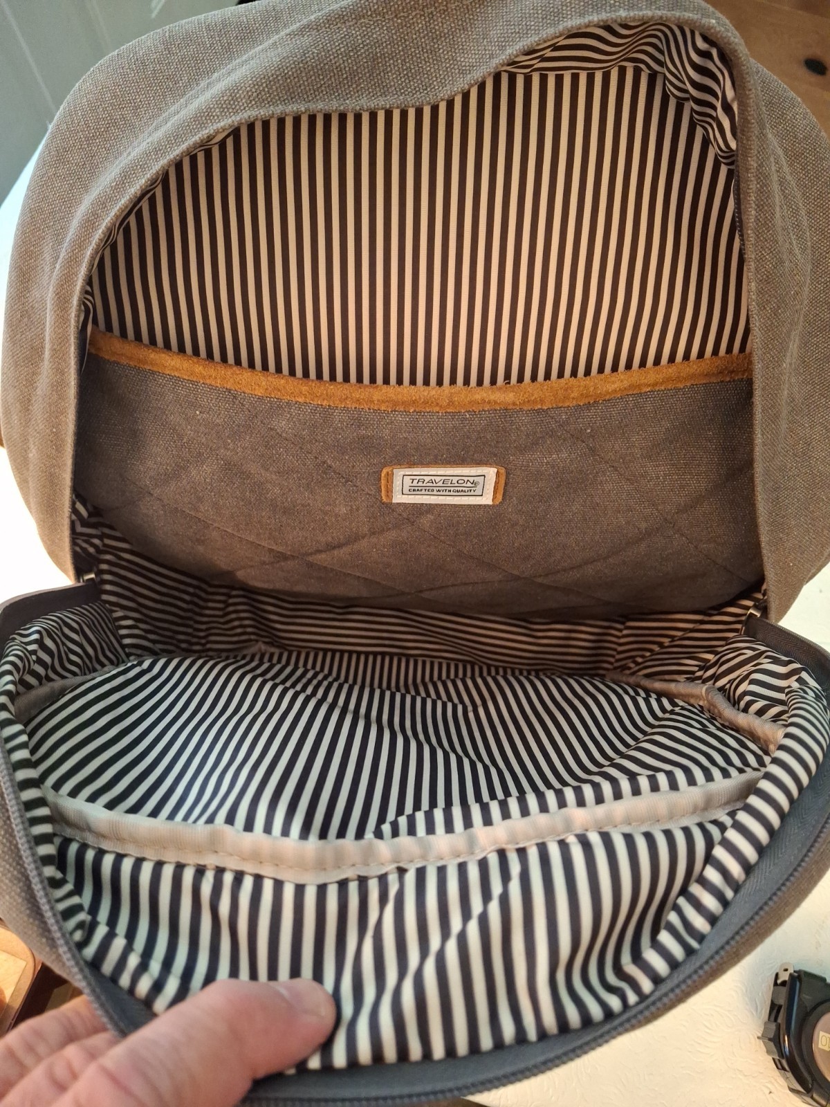 Travelon AntiTheft Heritage Collection Laptop Backpack Gray Canvas w/Suede Nw/oT