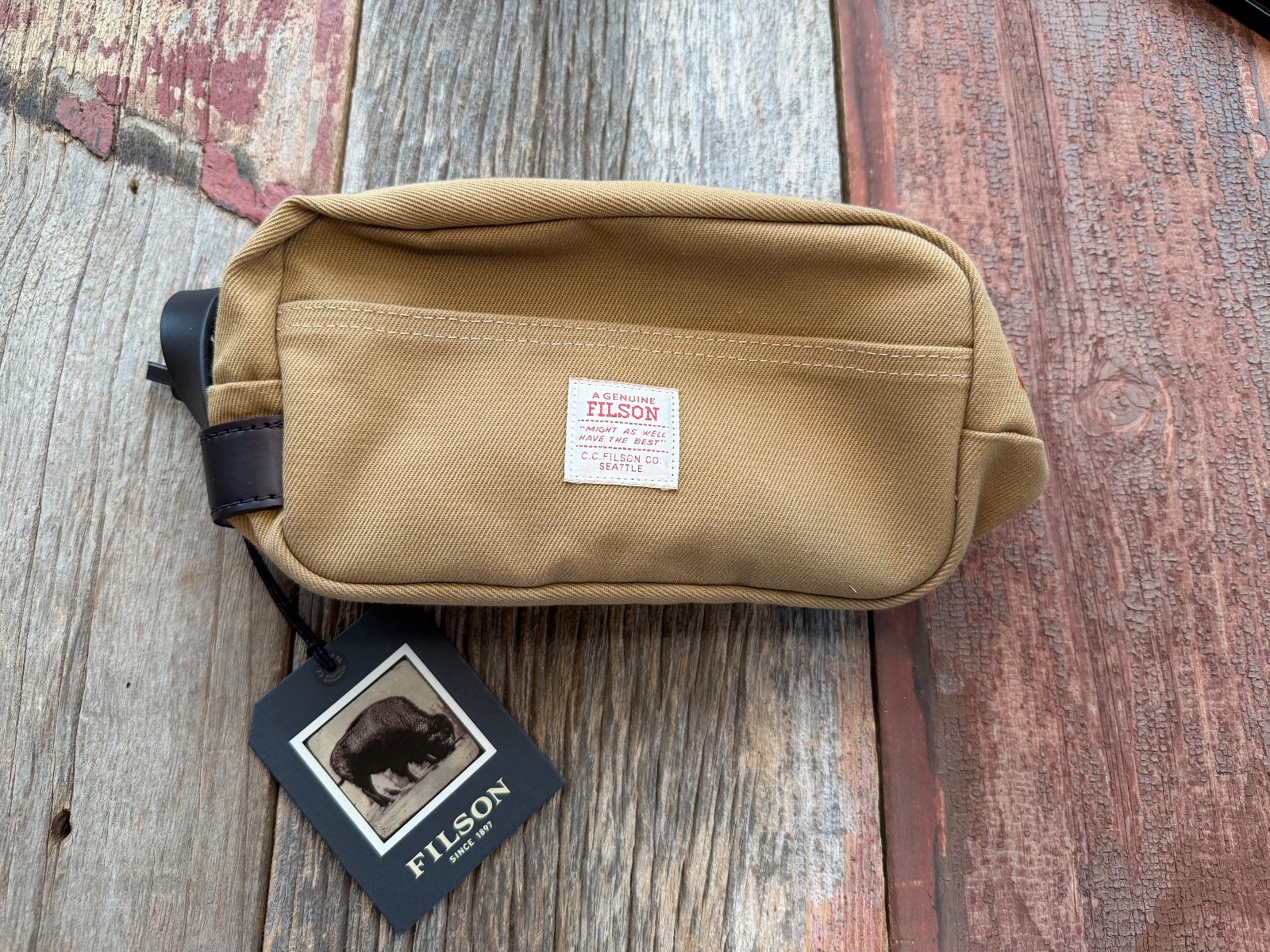 FILSON RUGGED NWT TWILL TRAVEL DOPP KIT # 20286137 Tan MADE IN USA Logo