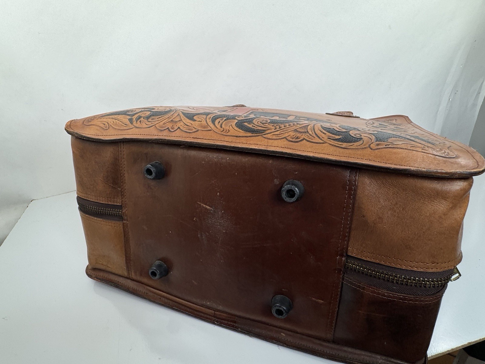 JUSTIN Boots – LEATHER Tooled VERY LARGE Hat Western Luggage Travel Bag