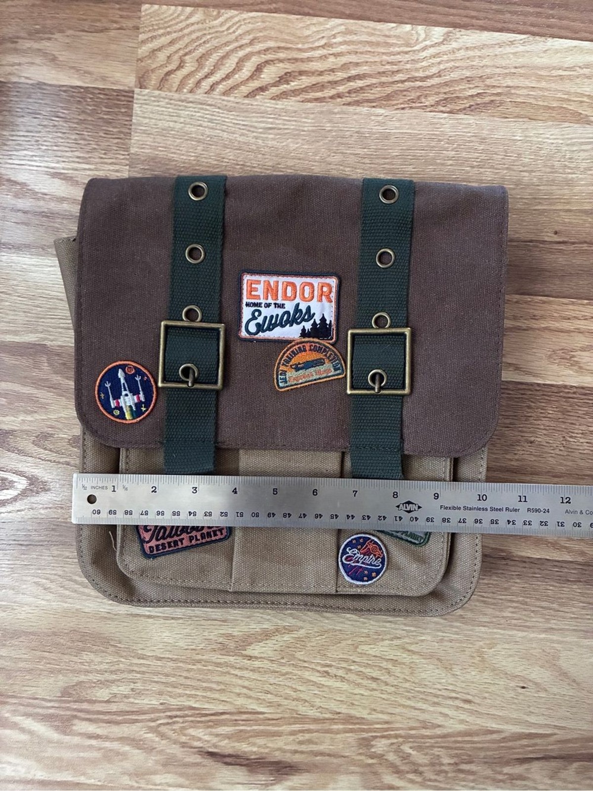 NWT Hero’s & Villains Star Wars Return of the Jedi Utility Crossbody Backpack