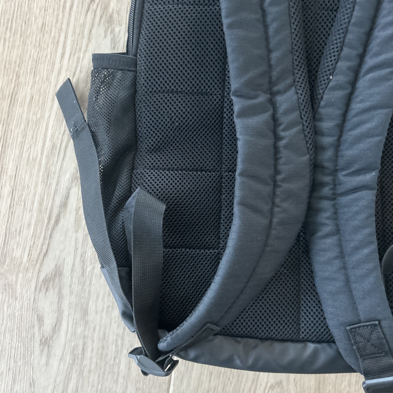NIKE BRASILIA MEDIUM BACKPACK (24L) BLACK SCHOOL SPORT BOOK BAG Beyond Ball Logo