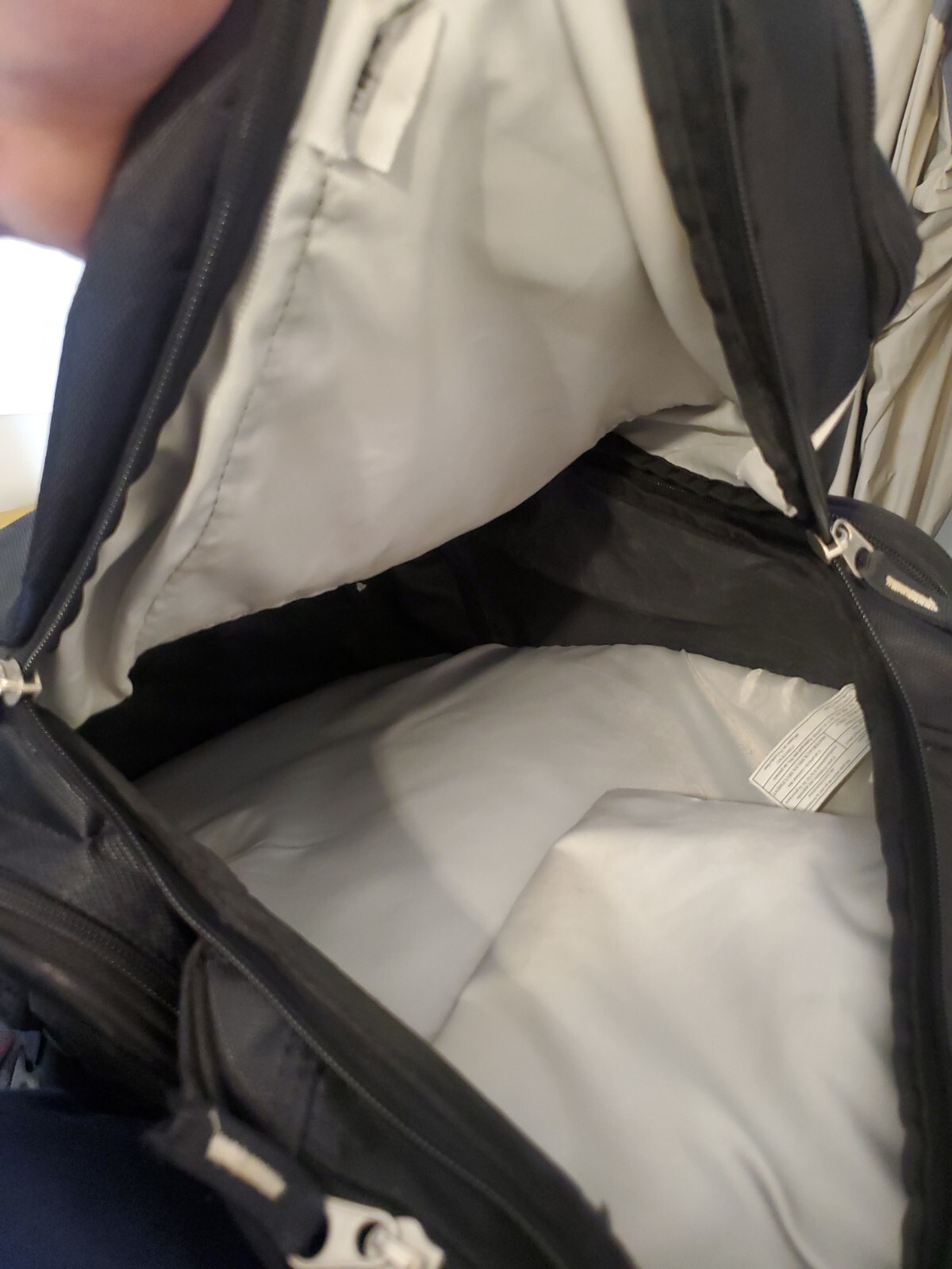 O’GIO Bounty Hunter Black Laptop Backpack Bag Audio Tech 7 Pocket