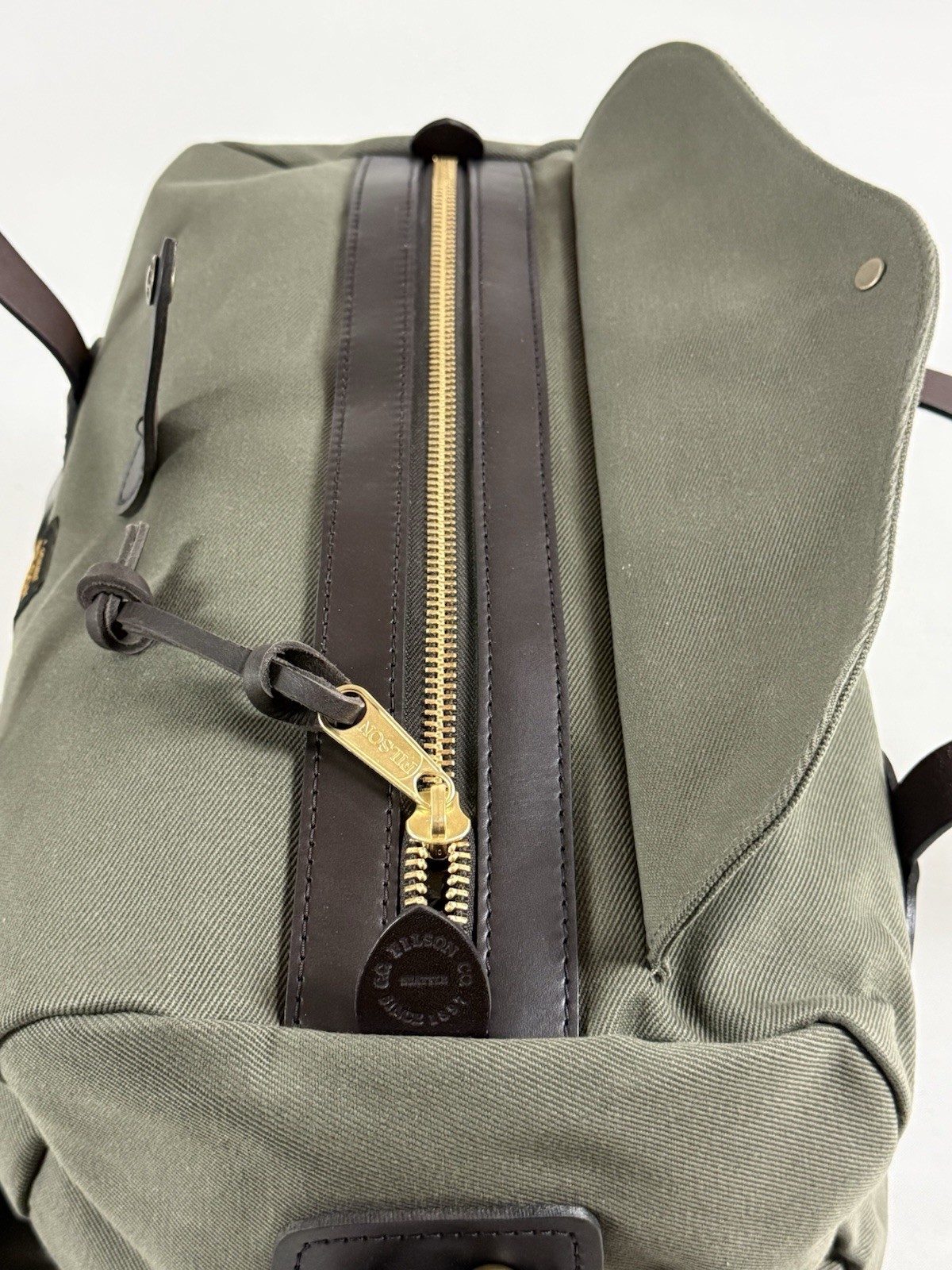 FILSON SMALL RUGGED TWILL DUFFLE BAG OTTER GEEEN NWT SOLD OUT