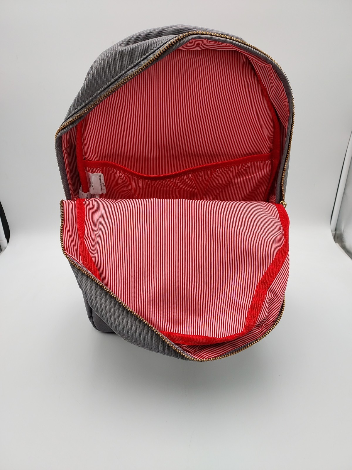 Herschel Settlement Backpack School/Travel – Gray&Black 23L Medium NWT (#K4-C1)