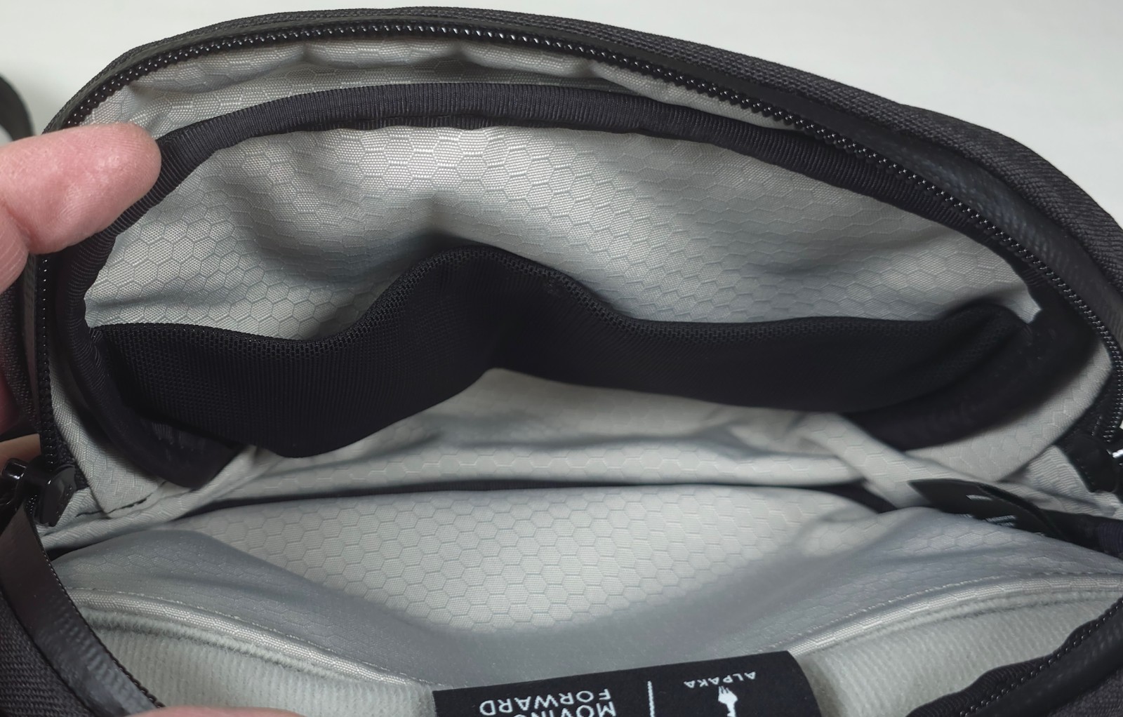 Alpaka Go Sling Nano Bag Crossbody Travel Axoflux Black 600D NWT NEW