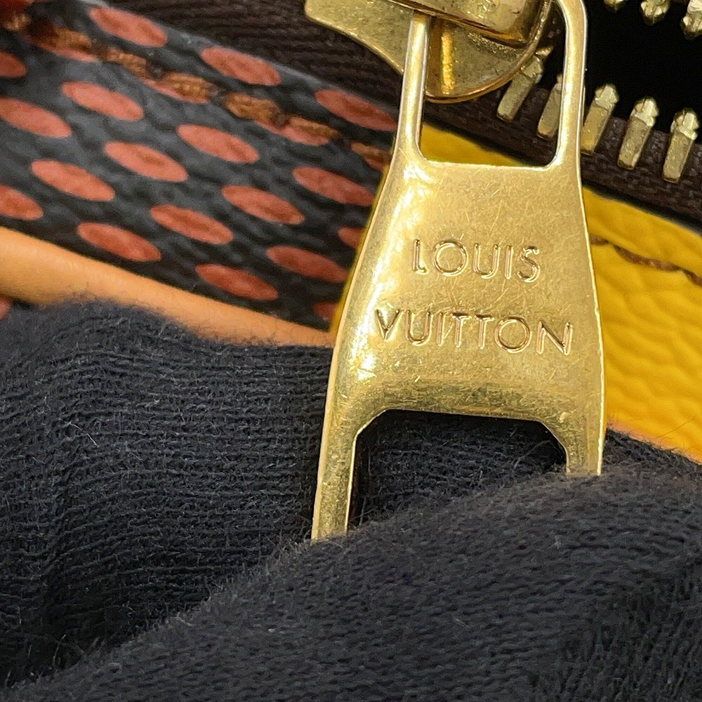 LOUIS VUITTON Chess Messenger Damier・Pop JauneMatt N40562
