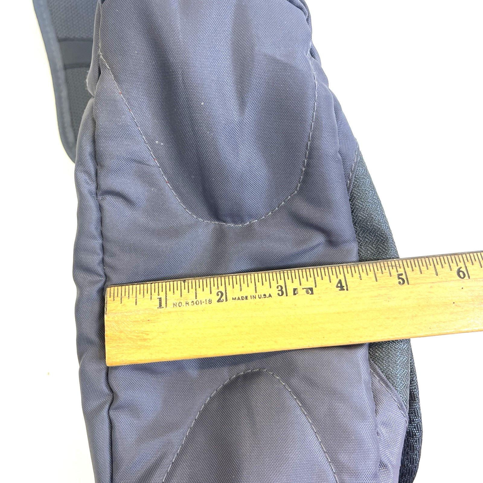 Swiss Gear Gray Adjustable Strap Day Bag Travel Hiking Messenger Toiletry Acces
