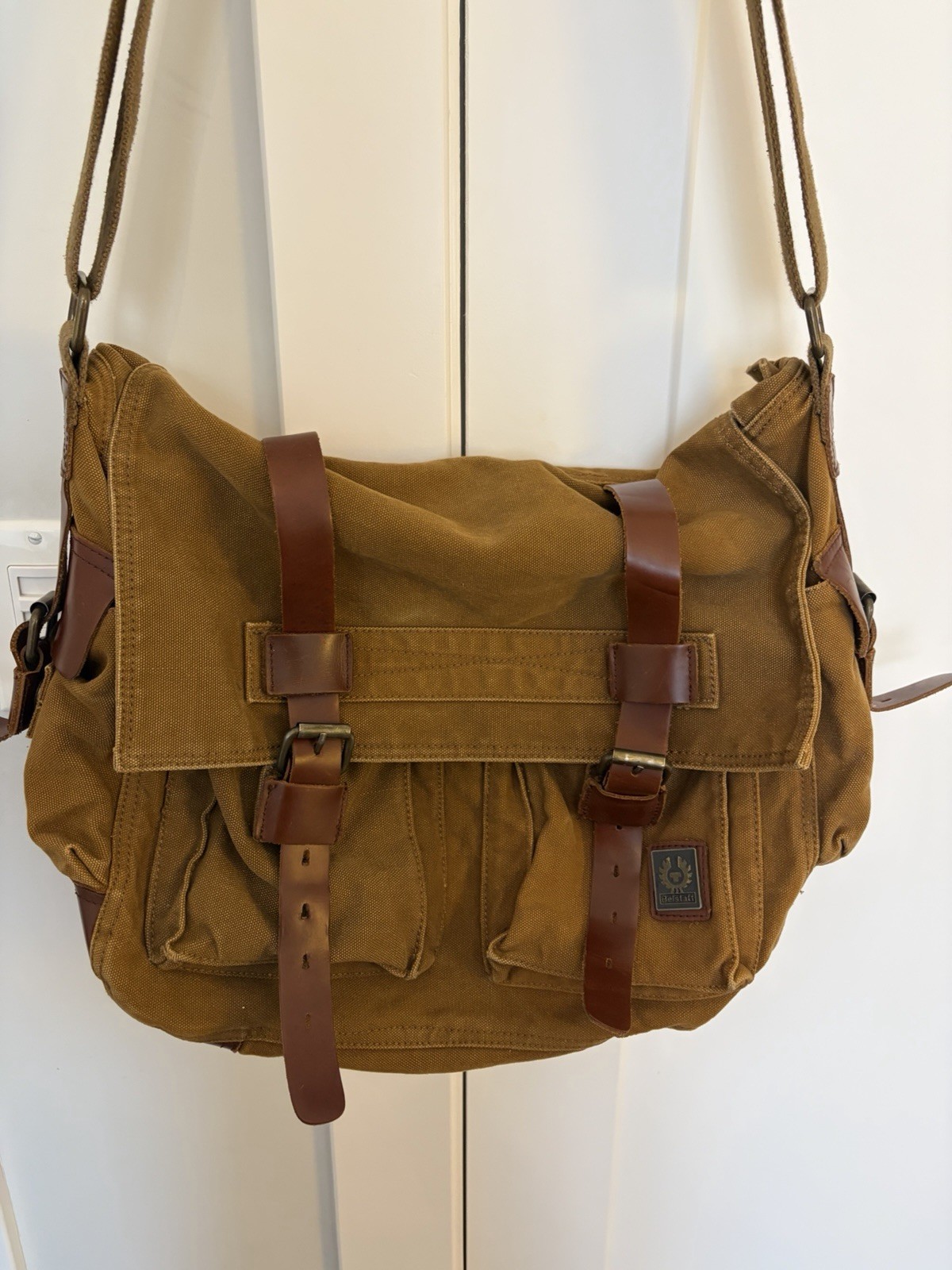 Belstaff Brown Messenger Bag Buckle Flap Zip Snap Crossbody Strap Pockets