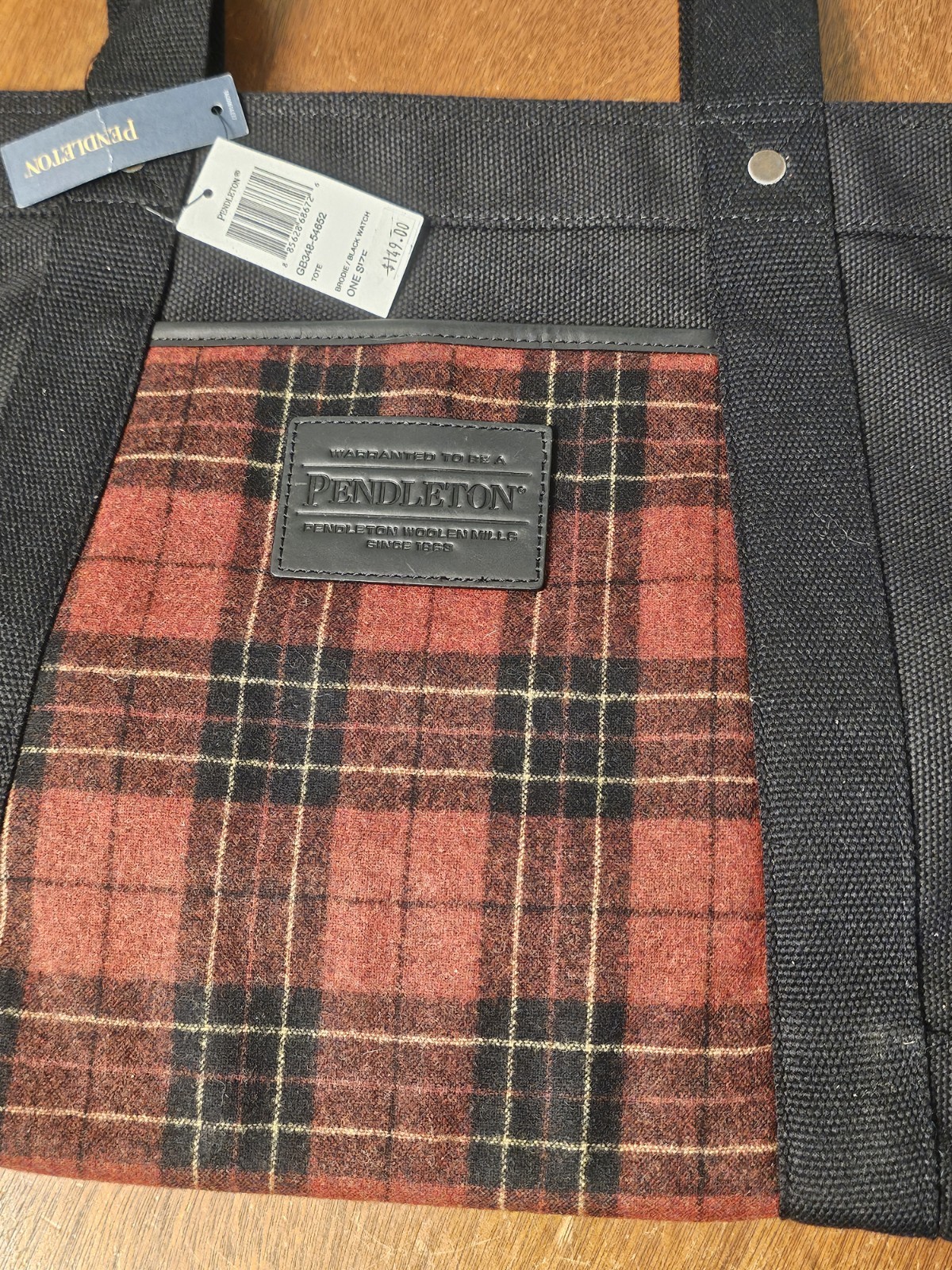 Pendleton Woolen Mills Brodie Black & Plaid Canvas Tote Duffle Bag Zip Close NEW