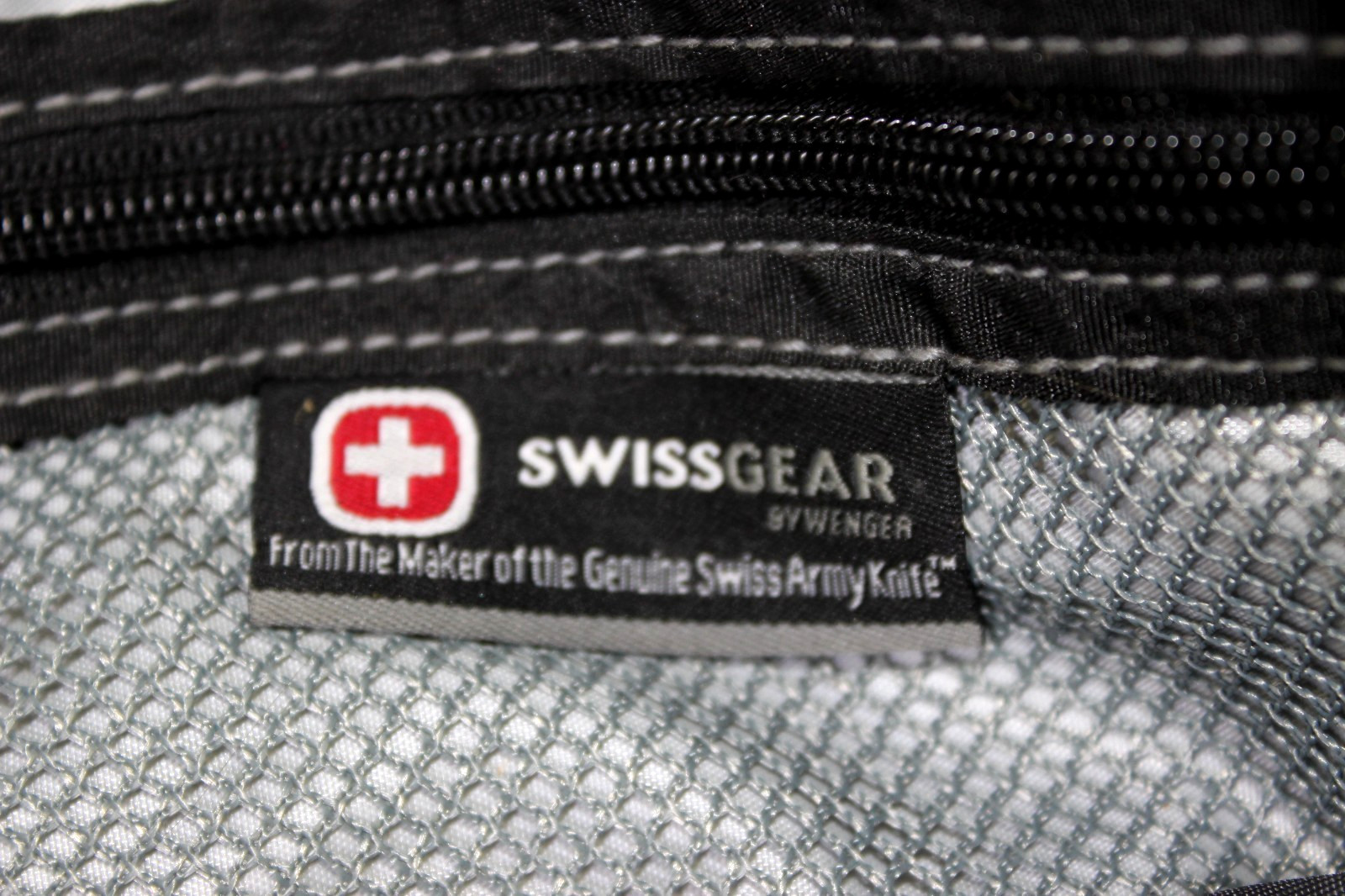 Swiss Gear Airflow Laptop Tablet Backpack Black Scan Smart Compartments