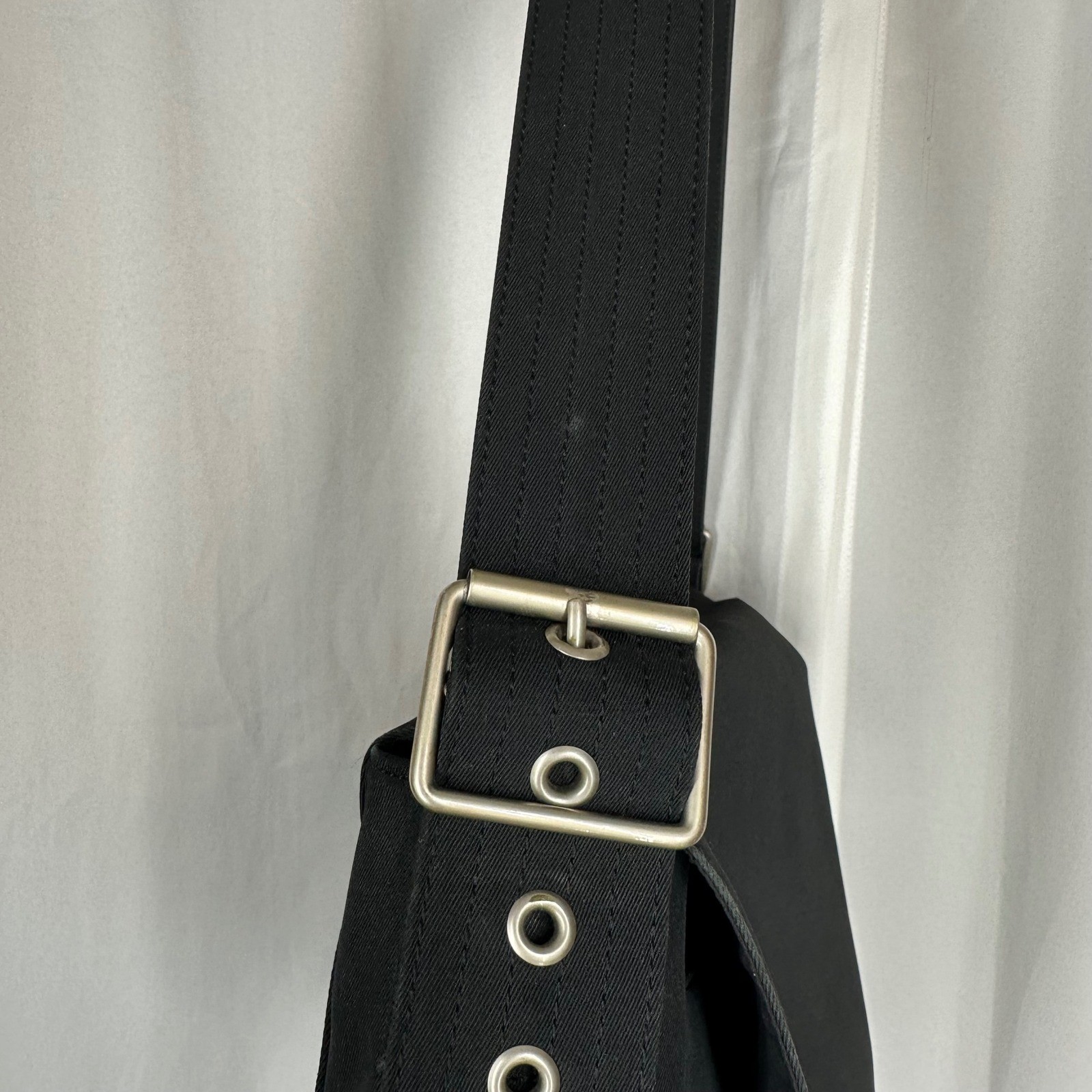 GAP Black Messenger Shoulder Bag Adjustable Strap Flap Nylon Lined