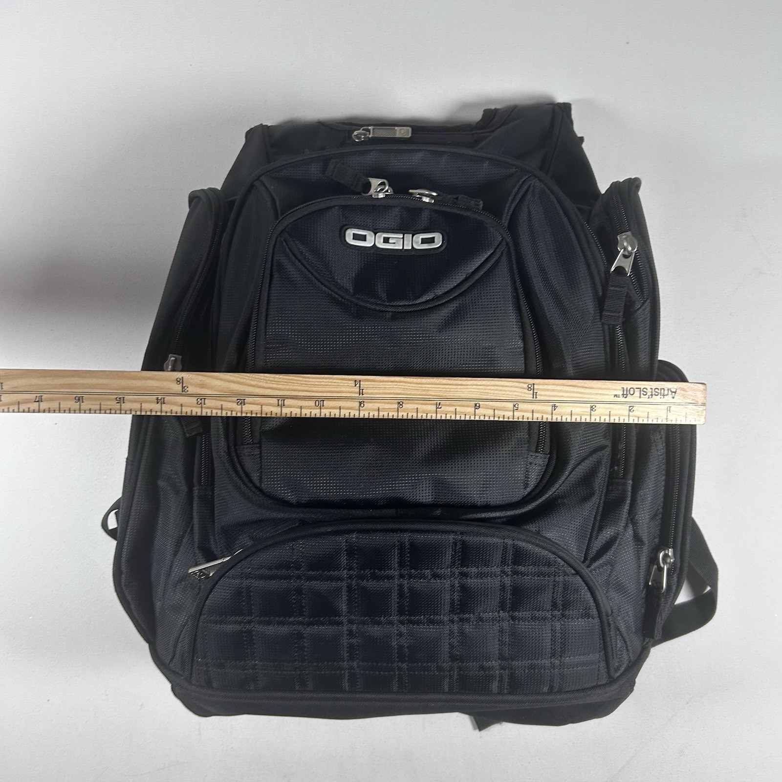 OGIO Metro Street Backpack 8 External Pockets Audio Tech Laptop Pocket 🔥🔥🔥